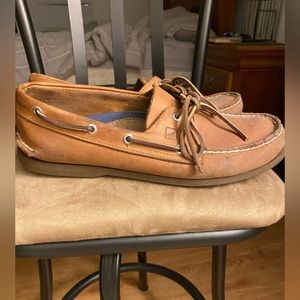 Tan Sperry boat shoes size 11